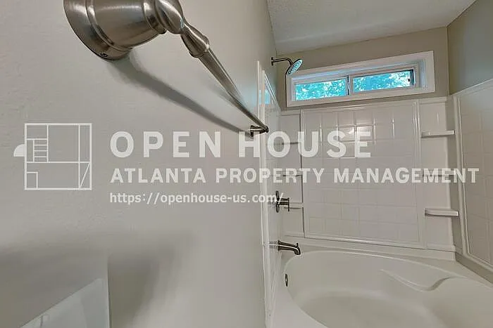 28 Greystone Rdg — Photo 11