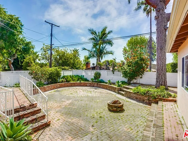 7230 W 90th St — Photo 24