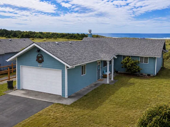 19407 K Place, Long Beach, WA 98631