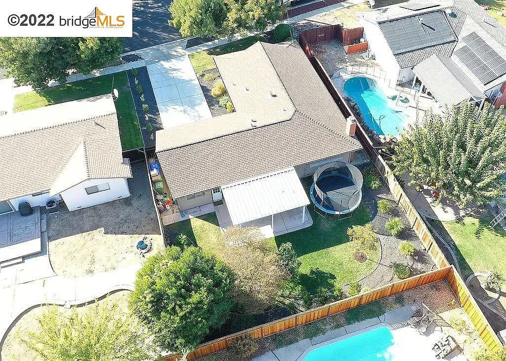 436 Pippo Ave — Photo 3