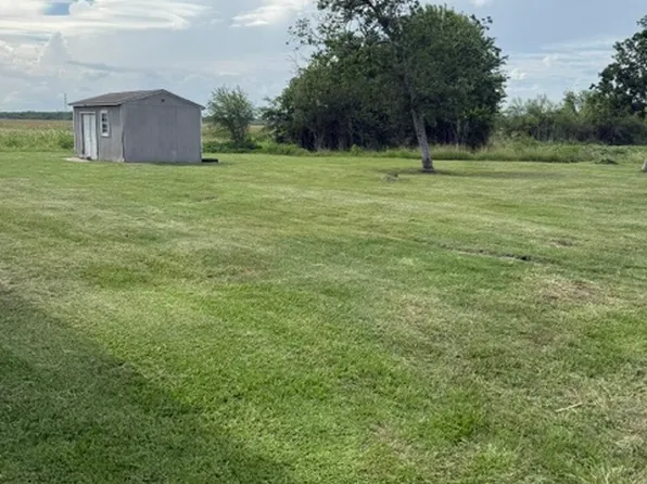 105 John St, Victoria, TX 77901