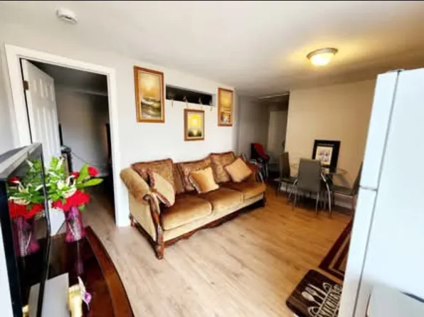 (undisclosed Address), Naples, FL 34116