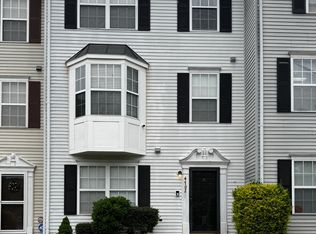 4702 English Ct, Suitland, MD 20746