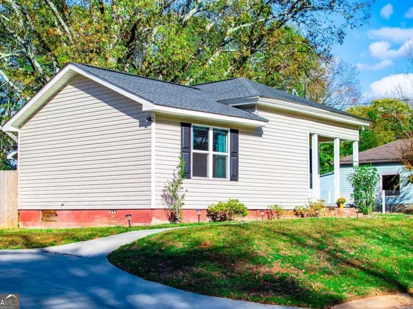 201 Avenue C, Carrollton, GA 30117