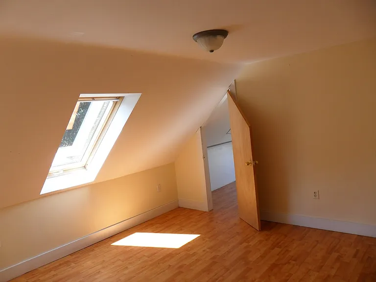 337 Brown St #1 — Photo 6
