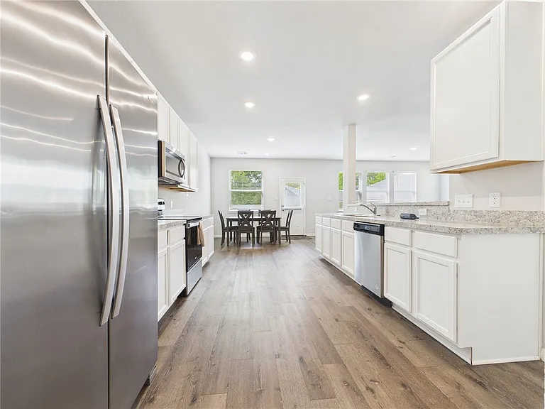 1425 Promise Ct — Photo 7