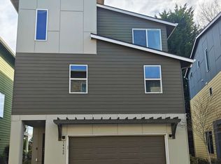 14660 36th Ave NE, Lake Forest Park, WA 98155
