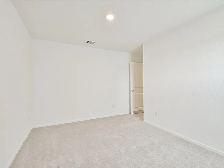 18562 Cepagatti Dr — Photo 17