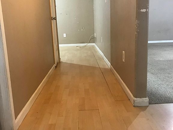 4th image of 5316 W Becker Ln