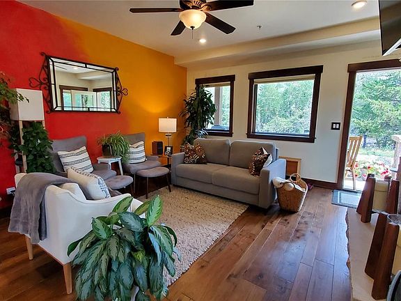 2nd image of 830 Blue River Pkwy #103