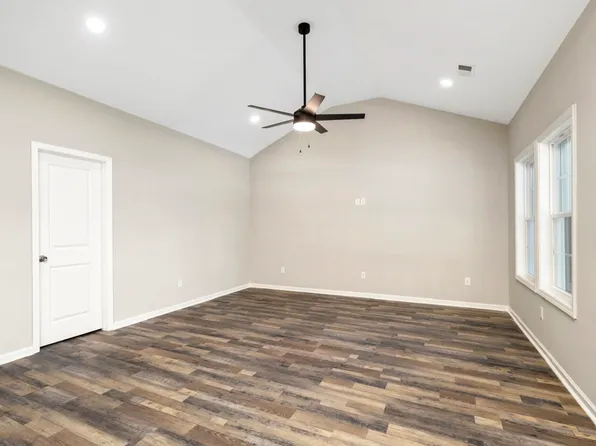 12 Pine St #12, Sumter, SC 29150
