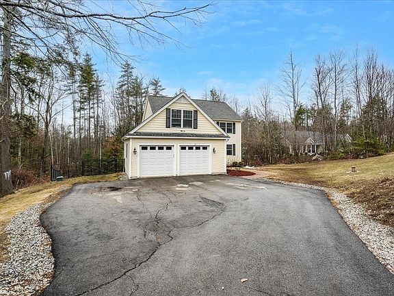 4th image of 36 Dow Road