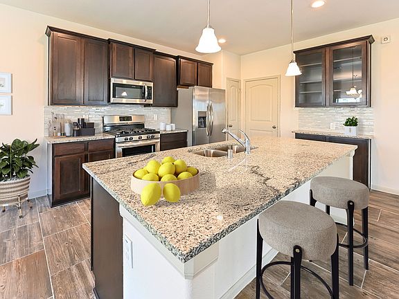 2nd image of 7907 Tuscan Cypress Dr