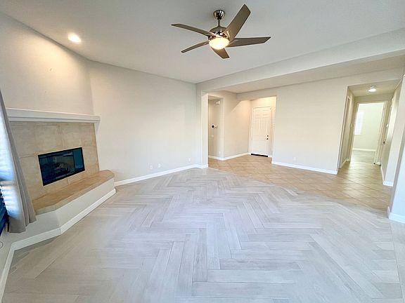 4th image of 11824 Pomelo Dr