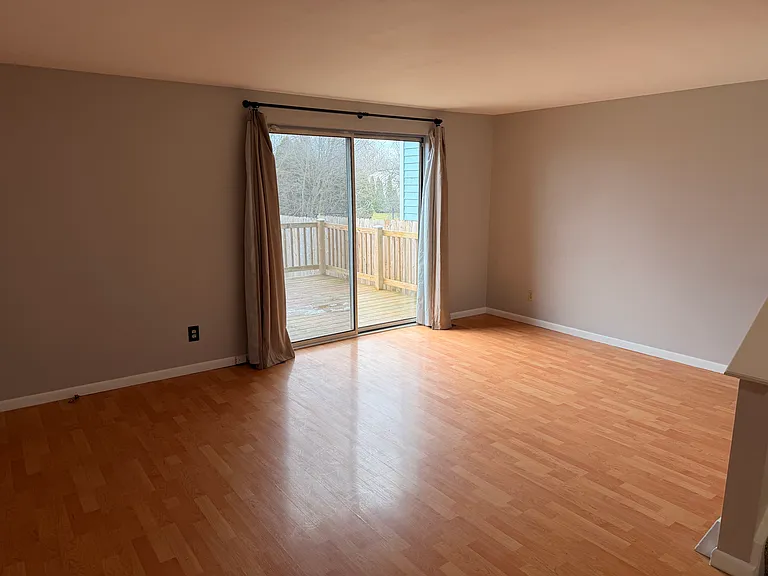 8404 Fathom Dr — Photo 5