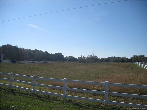 5th image of 9817 Harwood Ln