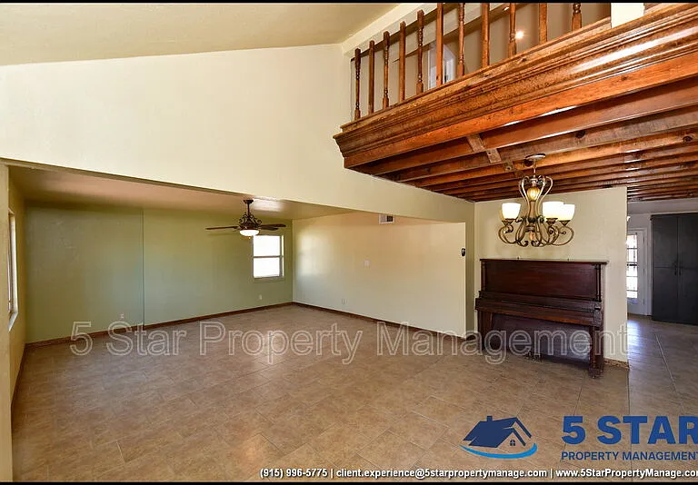 908 Bolivia St — Photo 7