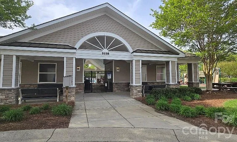 12051 Dunipace Ct — Photo 30