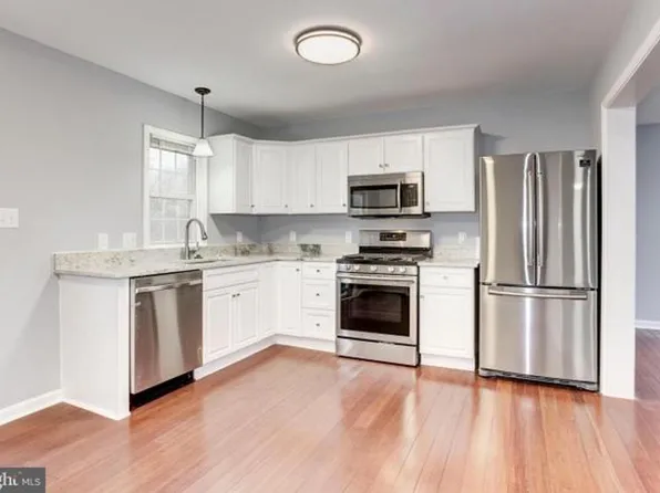 5755 Southern Ave, Capitol Heights, MD 20743