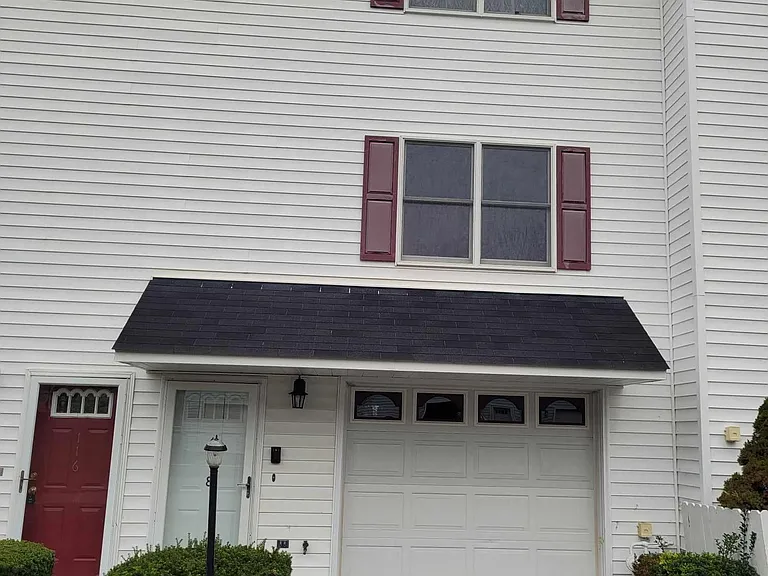 118 Hopewell Dr — Photo 2