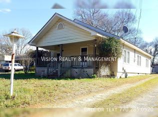 131 North Ave, Carrollton, GA 30117