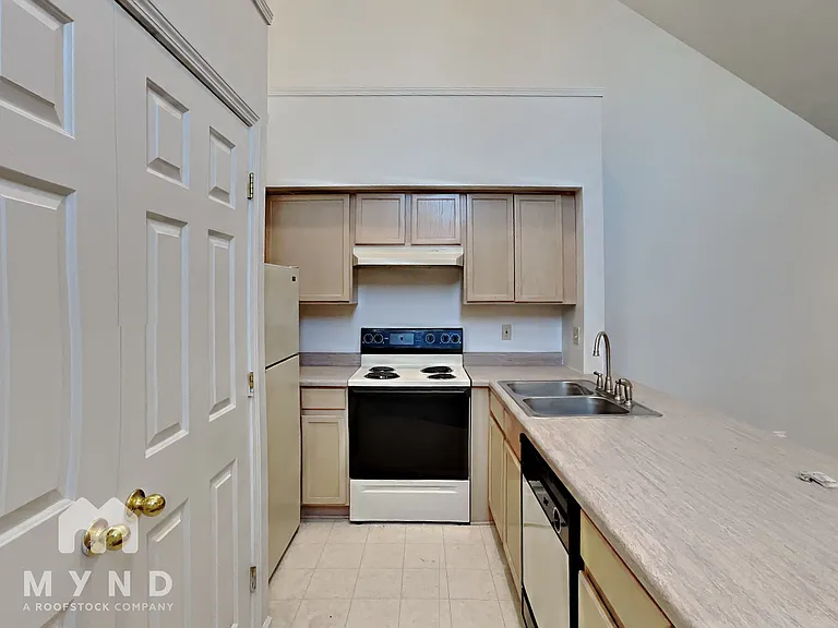 950 Berrum Ln #6 — Photo 4