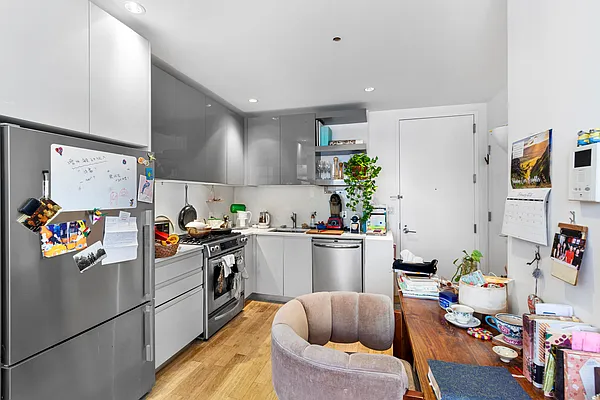 Rented by Nest Seekers International | media 6