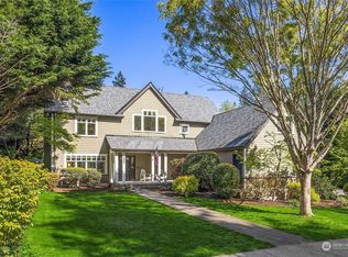 356 Eakin Dr NW, Bainbridge Island, WA 98110