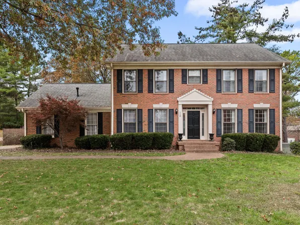 118 Hedgelawn Dr, Hendersonville, TN 37075