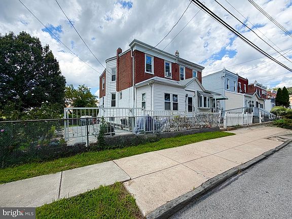 3rd image of 32 S 12th St