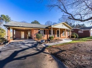 107 Pine St, Mount Pleasant, NC 28124