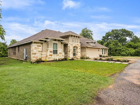 2nd image of 17B Valley Creek Dr