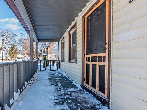 3rd image of 217 Breck St