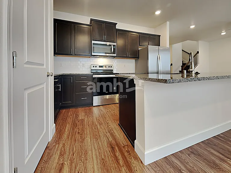 9283 Shootingstar St SE — Photo 4