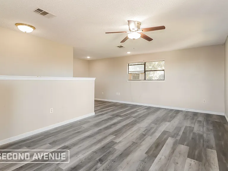 622 Martingale Dr — Photo 11