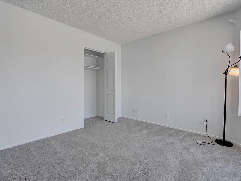 5519 Myron Cir — Photo 34