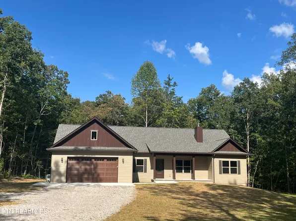 2212 Goodson Trl, Monterey, TN 38574