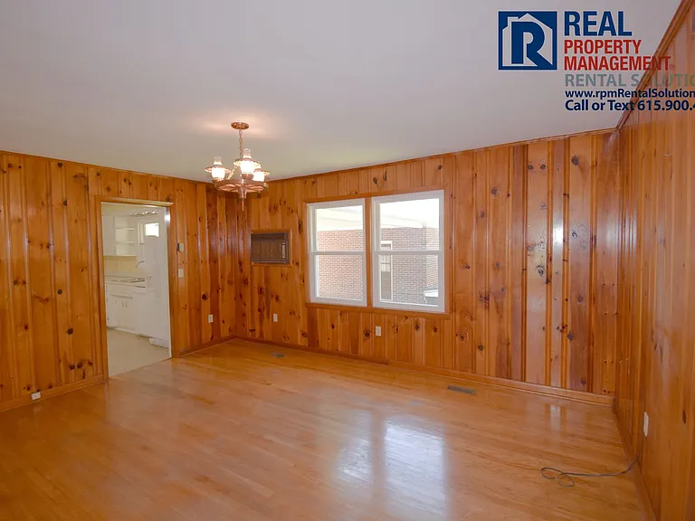 1460 Compton Rd — Photo 6
