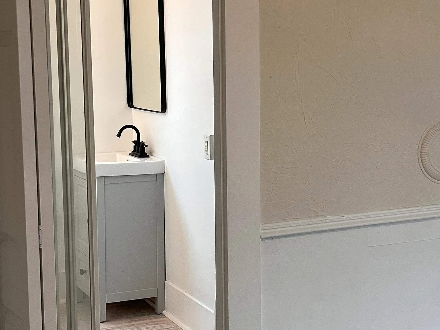 Studio, 350 sqft, $1,775 — Photo 1