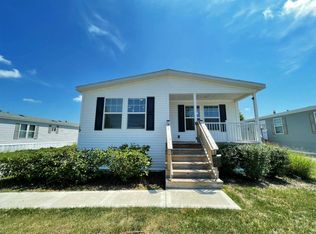 19 Finch Ln, Beecher, IL