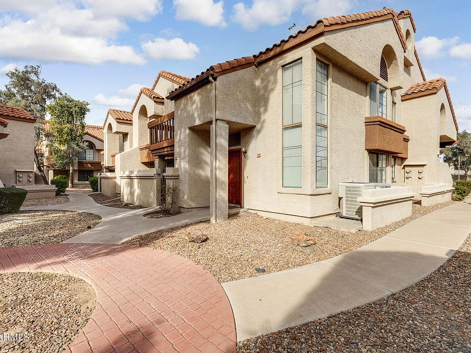 1st image of 818 S WESTWOOD -- #234