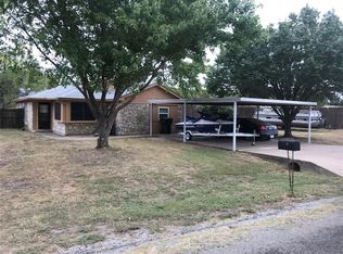 1105 Shady Grove Dr, Granbury, TX 76049