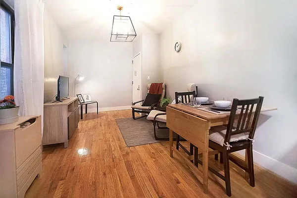 Rented by Bohemia Realty Group | media 4