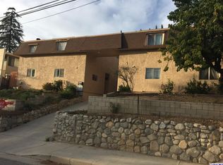 1861 Alpha Rd, Glendale, CA 91208