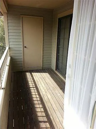 1509 Stoneridge Cir #1509 — Photo 8