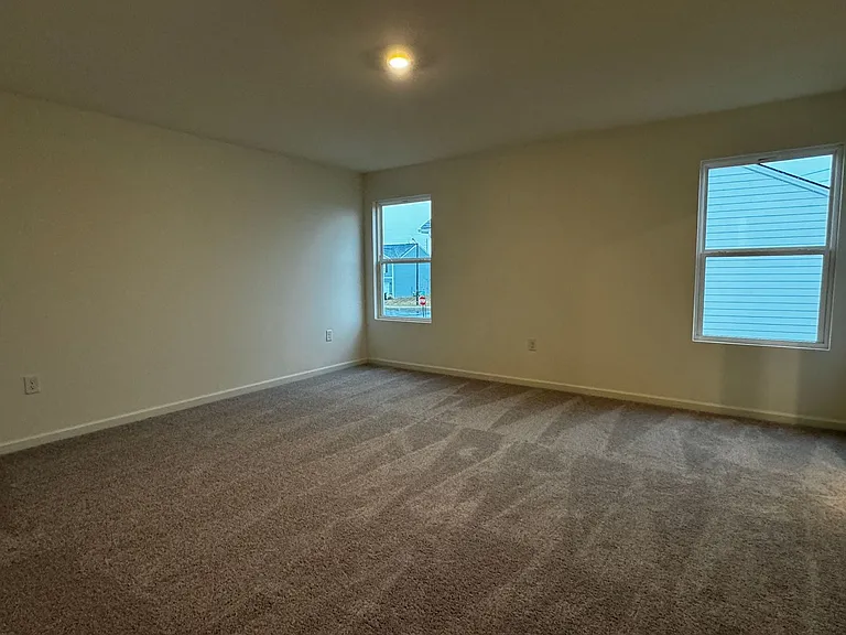 249 Isabella Way — Photo 10