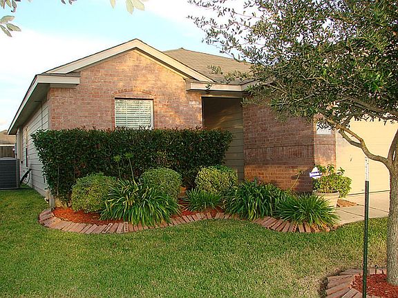 2nd image of 7907 Acacia Falls Ct