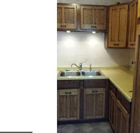 4th image of 2712 E 41st Street