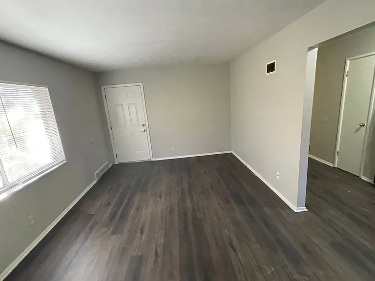 3255 Delor Ave — Photo 1