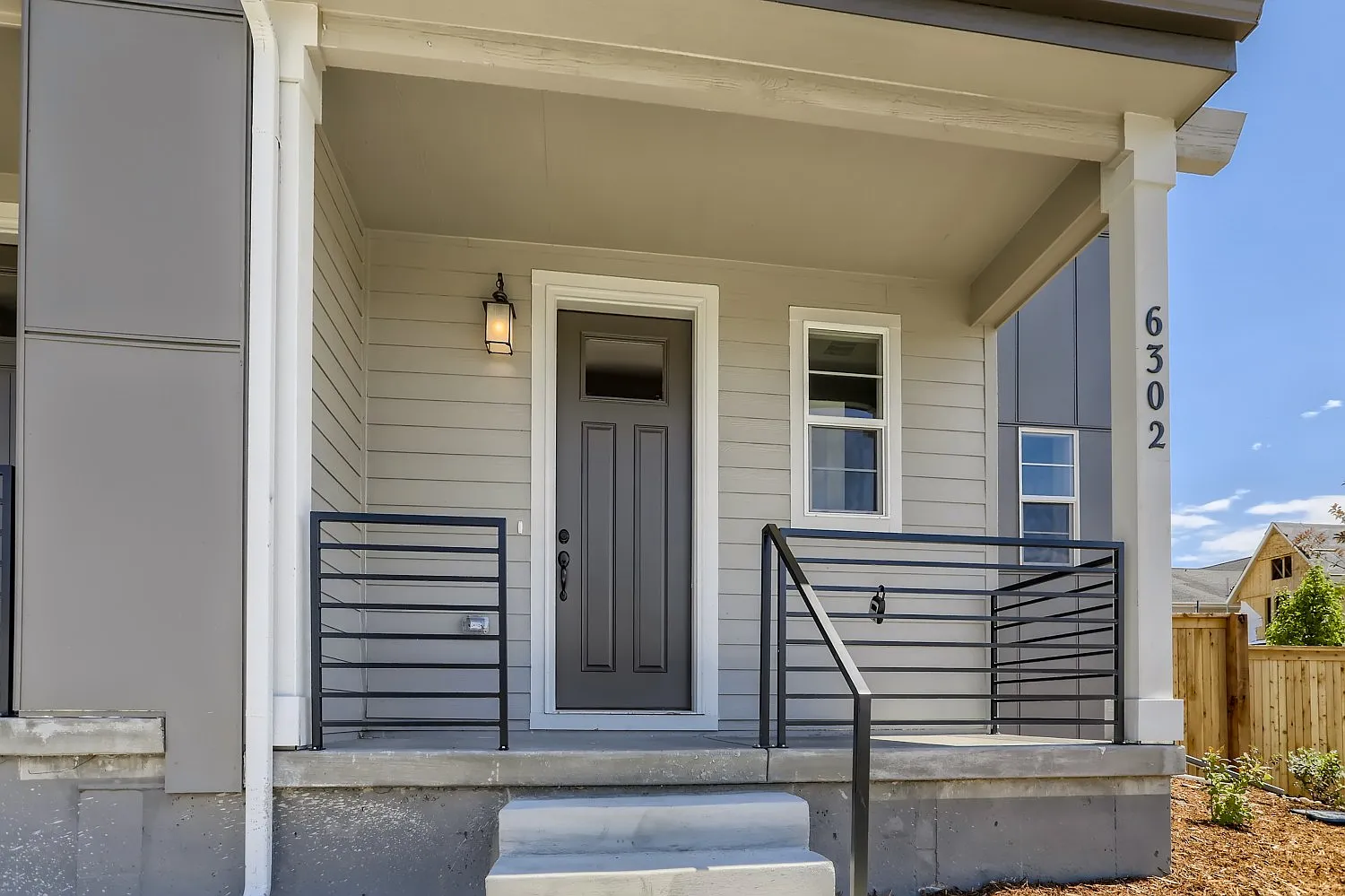 4 bed, 2518 sqft, $3,500 — Photo 3